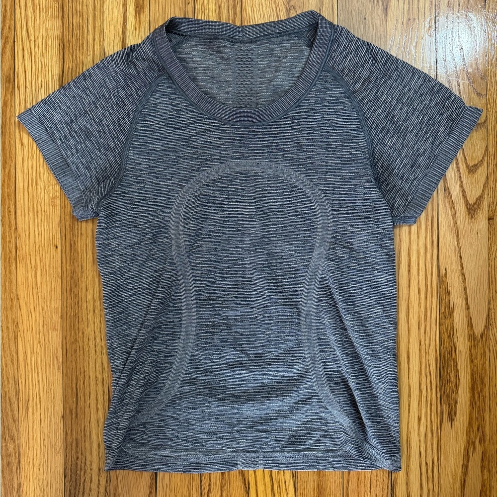 lululemon short sleeve athletic top SAME DAY SHIP